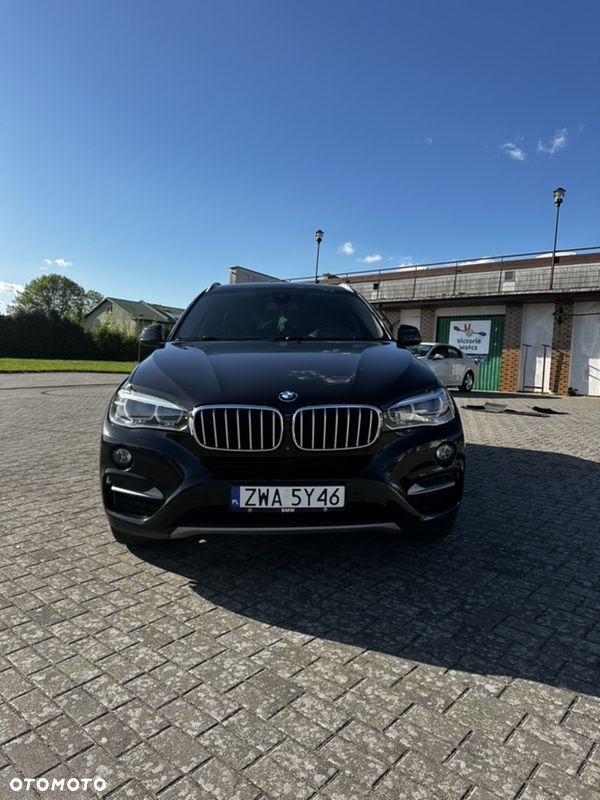 BMW X6 xDrive40d - 12