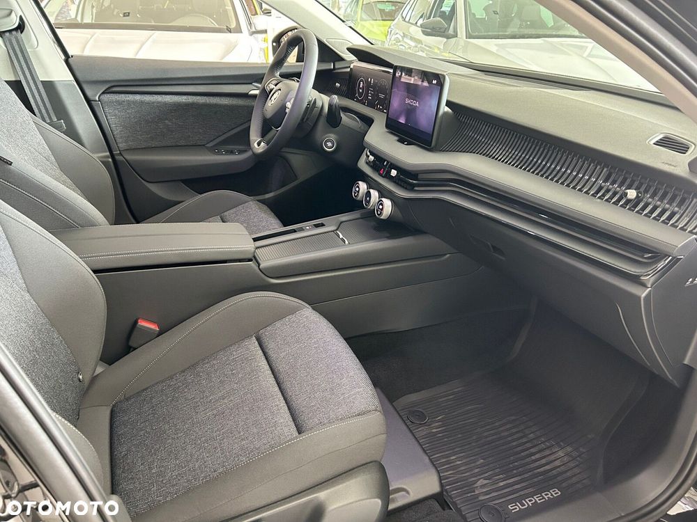 Skoda Superb 1.5 TSI mHEV Essence DSG - 10