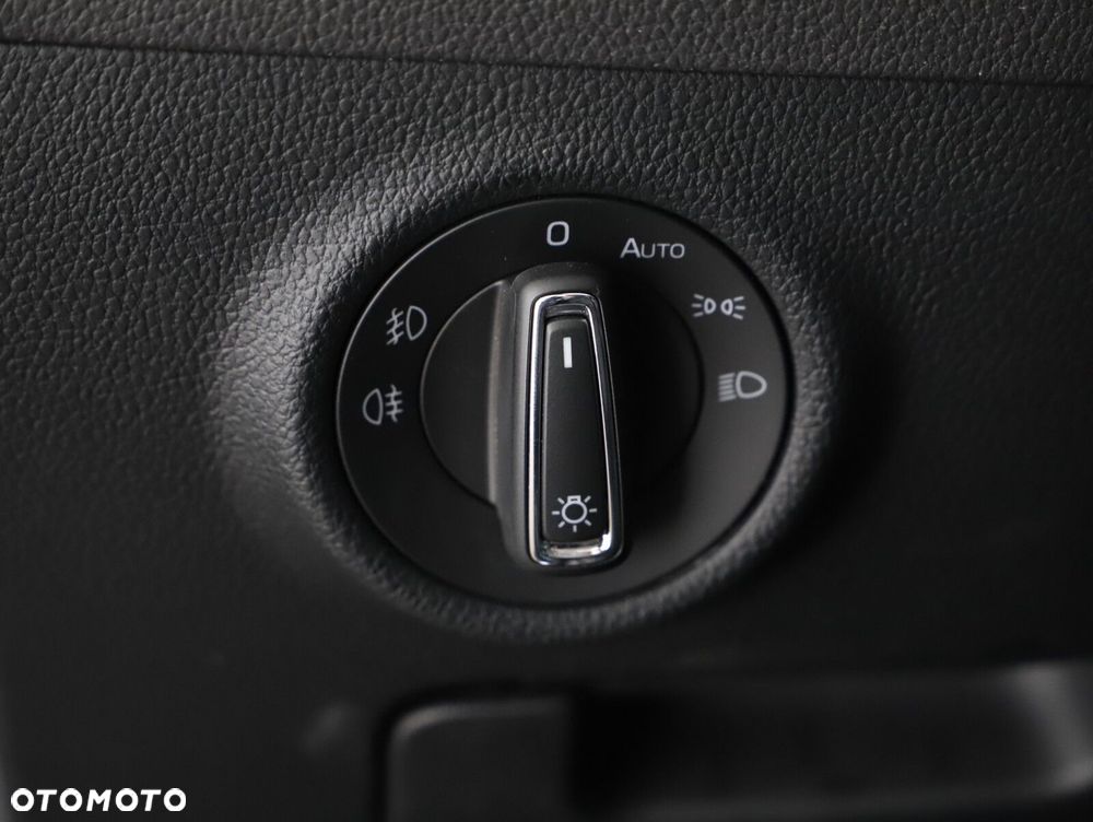 Skoda Superb 2.0 TDI SCR L&K - 24