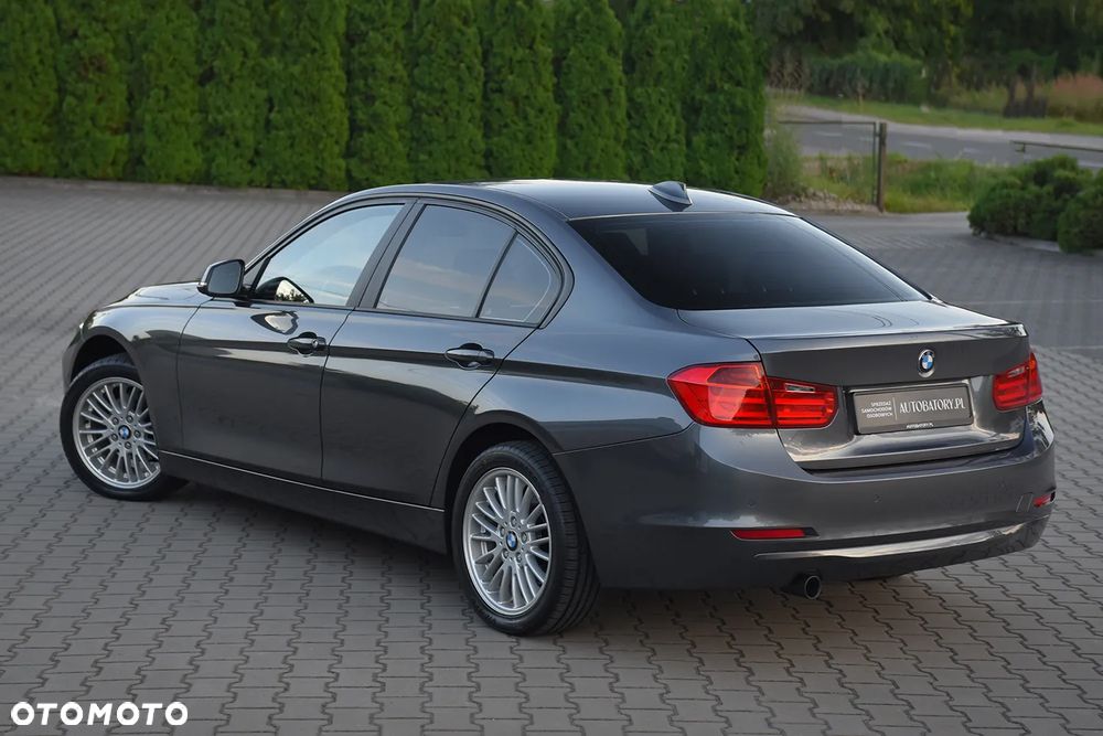 BMW Seria 3 316i - 16