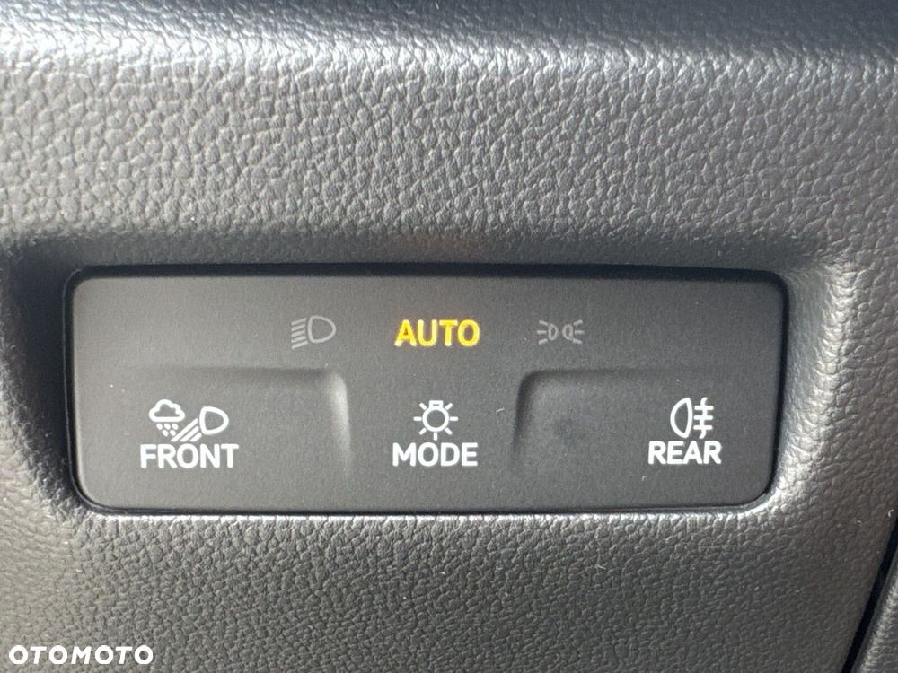 Skoda Superb 2.0 TDI SCR 4x4 L&K DSG - 20