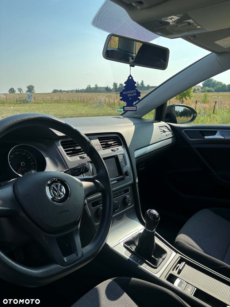 Volkswagen Golf 1.2 TSI BMT Comfortline - 25