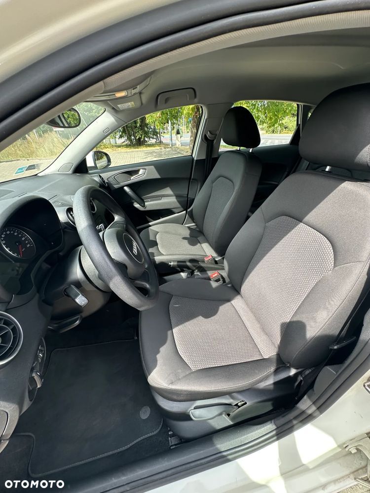 Audi A1 1.2 TFSI Ambition - 11
