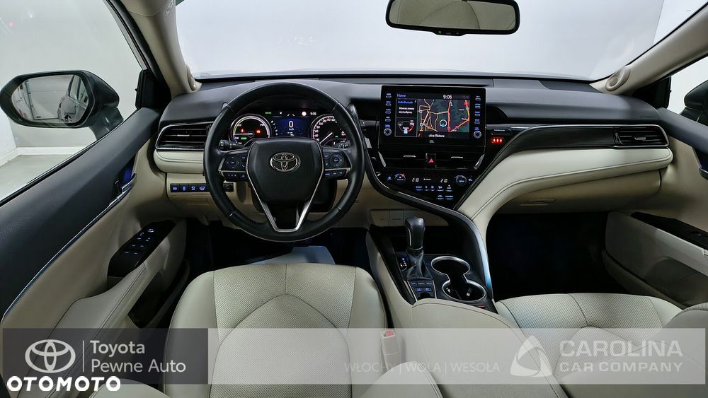 Toyota Camry 2.5 Hybrid Executive CVT - 4