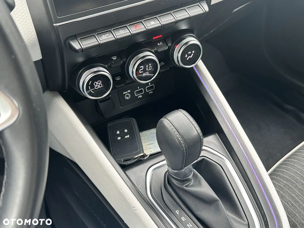 Renault Clio - 36