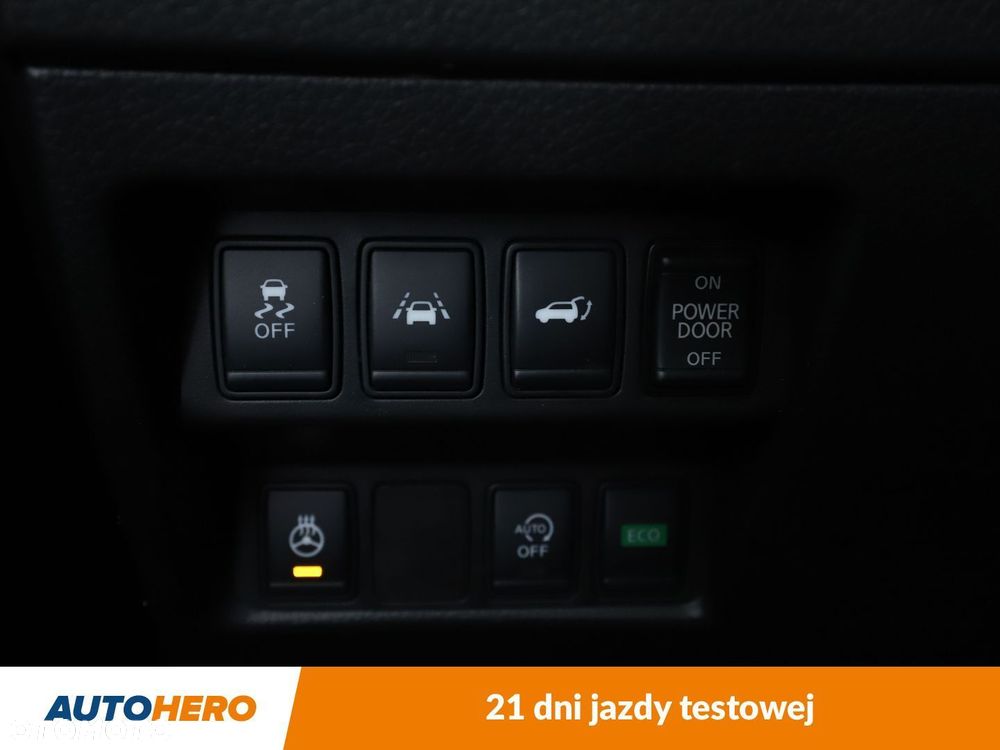 Nissan X-Trail 2.0 dCi Tekna Xtronic 4WD - 33