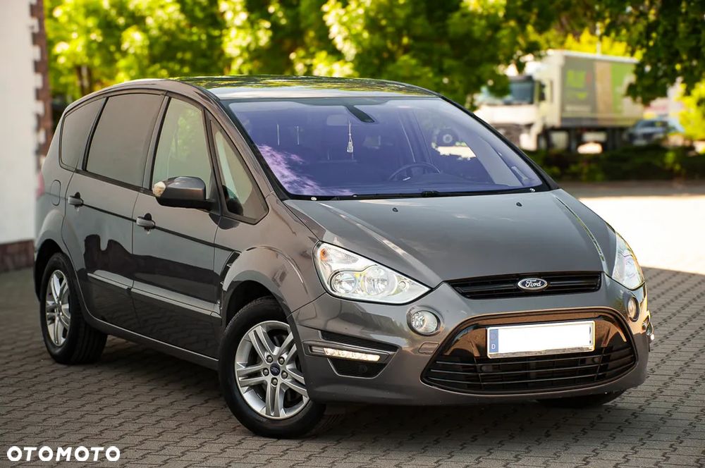 Ford S-Max 2.0 TDCi DPF Ambiente - 9