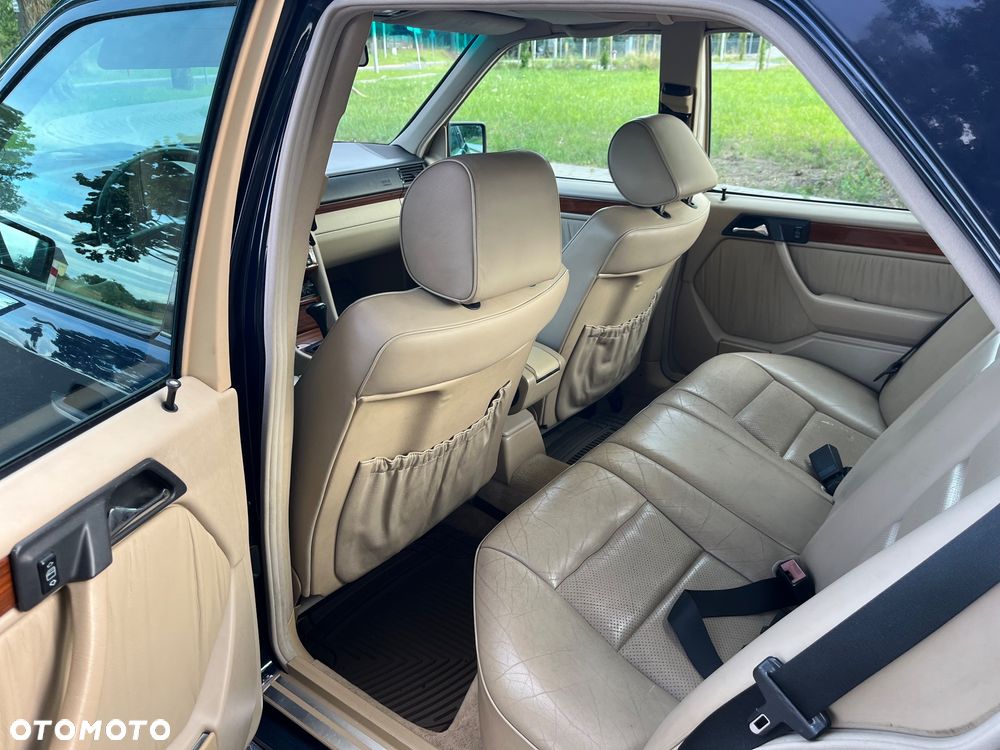 Mercedes-Benz W124 (1984-1993) - 10