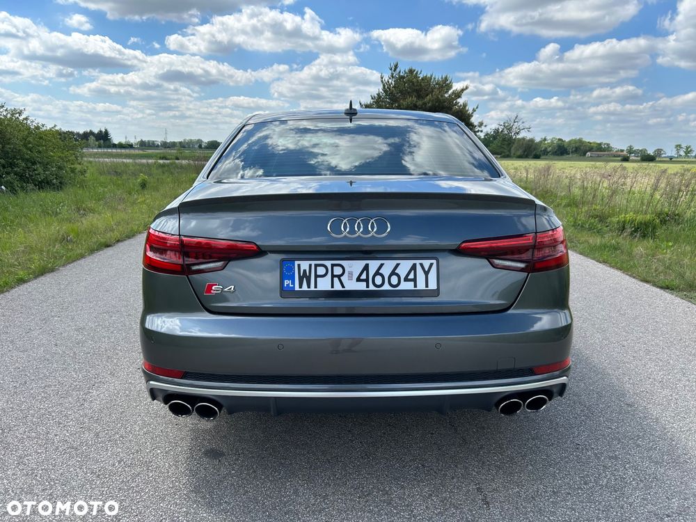 Audi S4 Limousine - 8
