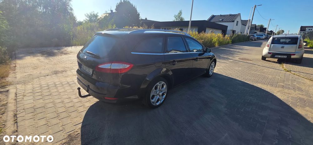 Ford Mondeo 2.0 TDCi Ambiente - 4