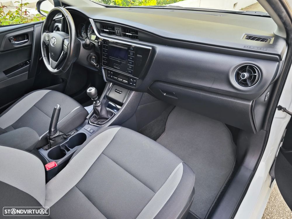 Toyota Auris 1.4 D-4D ACtive+AC - 9