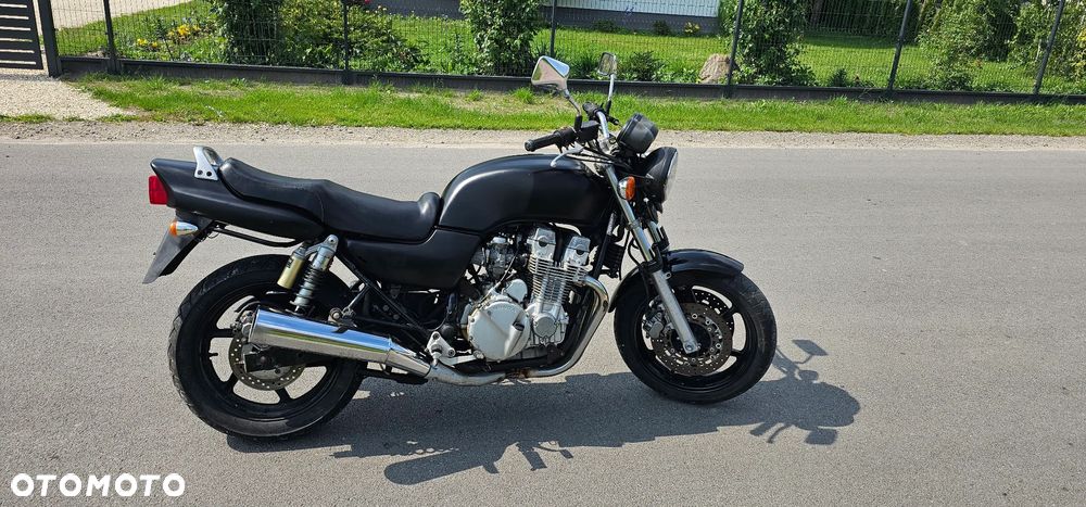 Honda CB - 2
