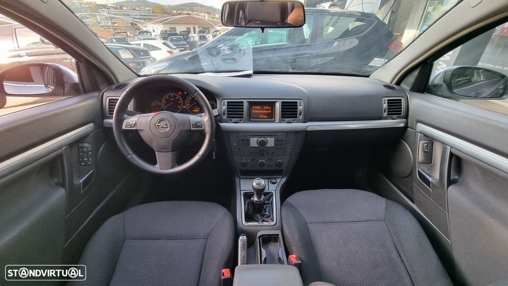 Opel Vectra Caravan 1.9 CDTi Comfort - 4