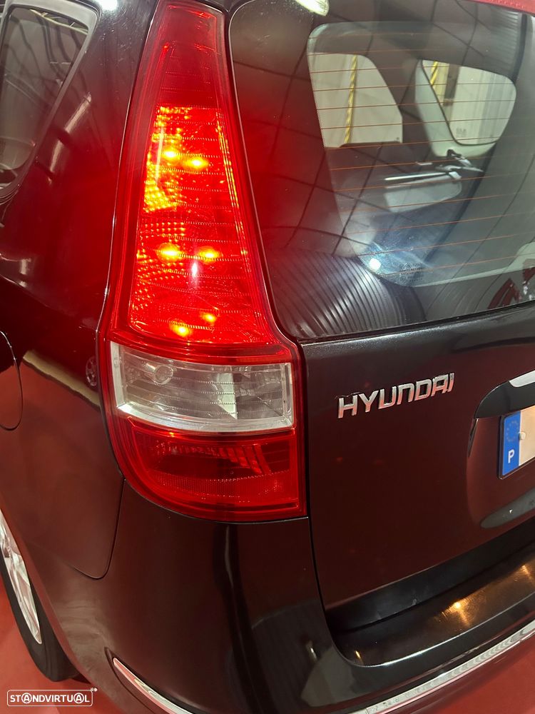 Hyundai i30 CW 1.4 CVVT Blue Comfort - 19