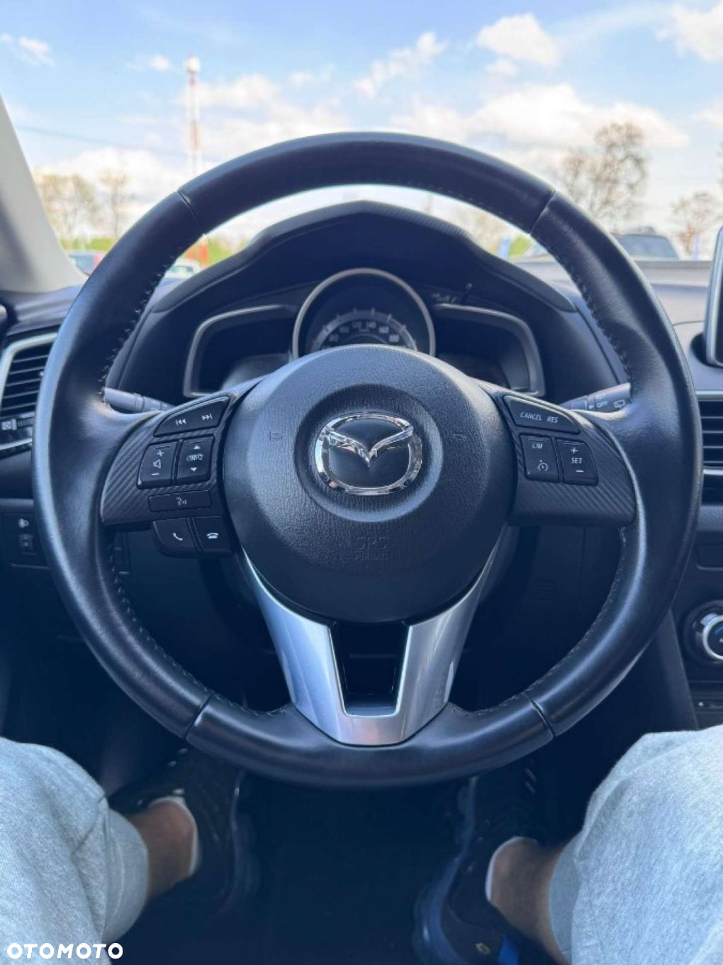 Mazda 3 - 19