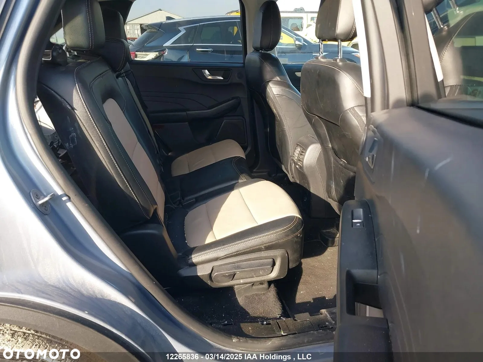 Ford Escape - 12
