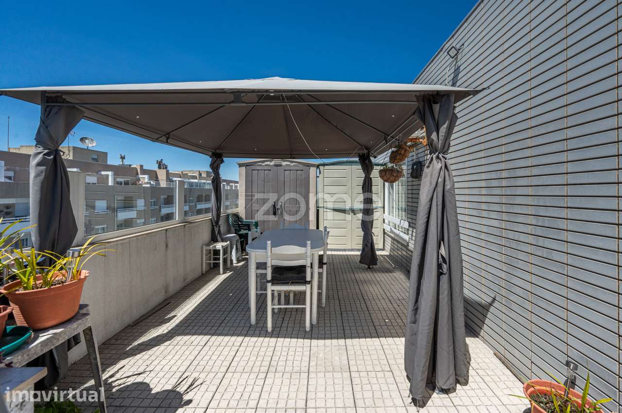 Apartamento T3 com terraço no último piso | Águas Santas, Maia - Grande imagem: 4/41