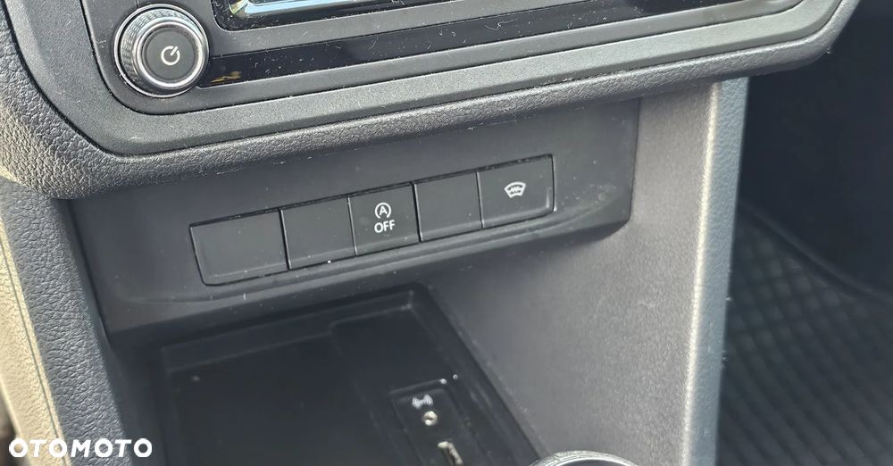 Volkswagen Caddy - 24