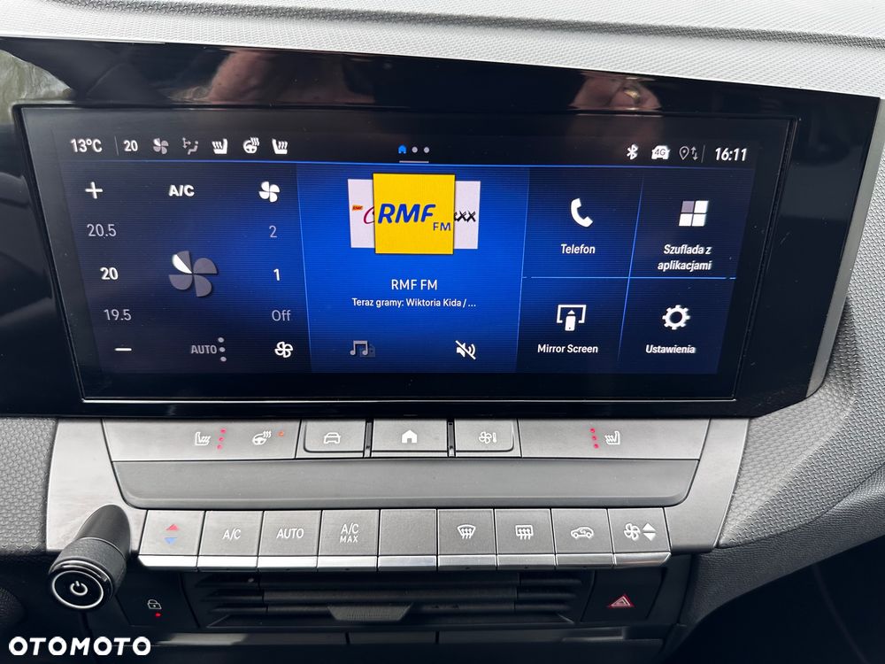 Opel Astra 1.2 Turbo Elegance - 24