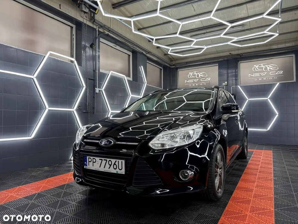 Ford Focus 1.6 TDCi DPF SYNC Edition - 4