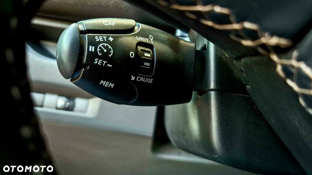 Opel Vivaro - 31