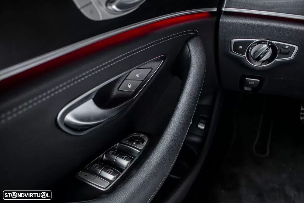 Mercedes-Benz E 300 e AMG Line - 21