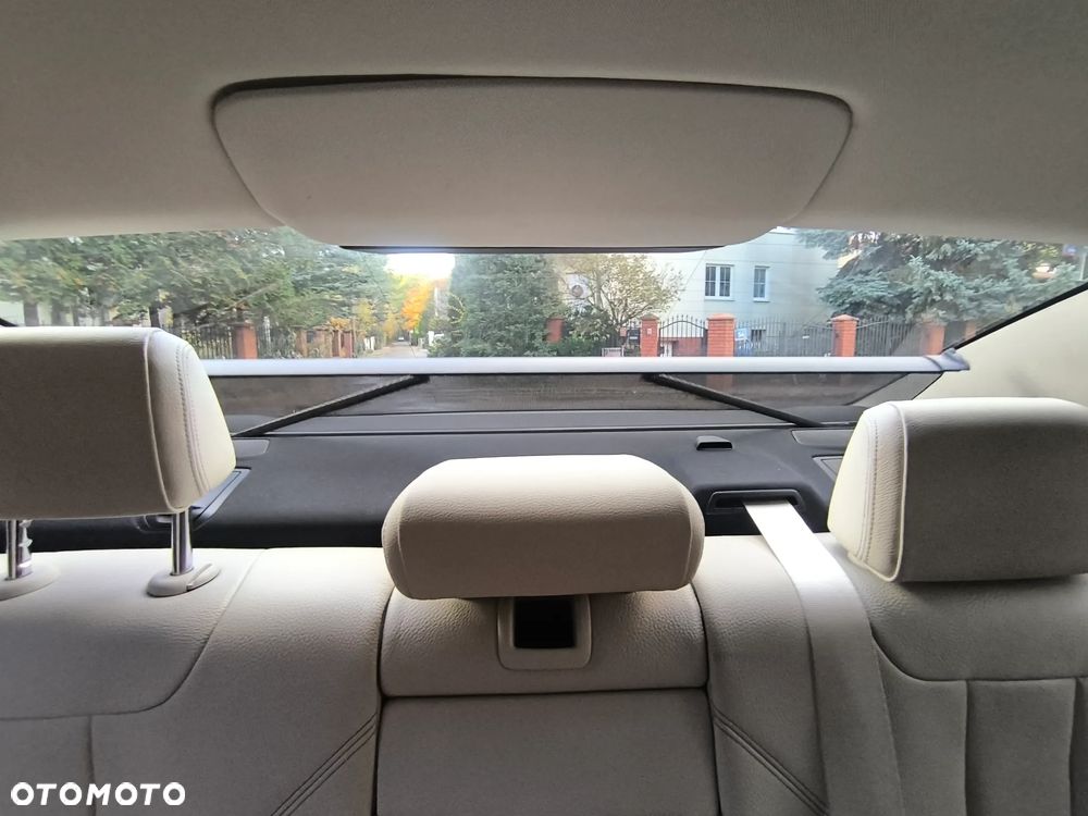 BMW Seria 5 530i xDrive - 36