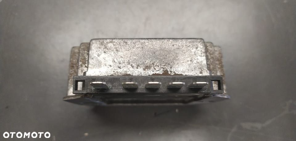 ISEKI SG15 SG 15 Regulator Napięcia - 4