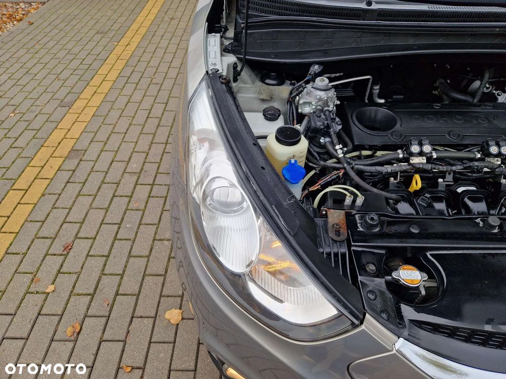 Hyundai ix35 2.0 2WD Comfort - 21