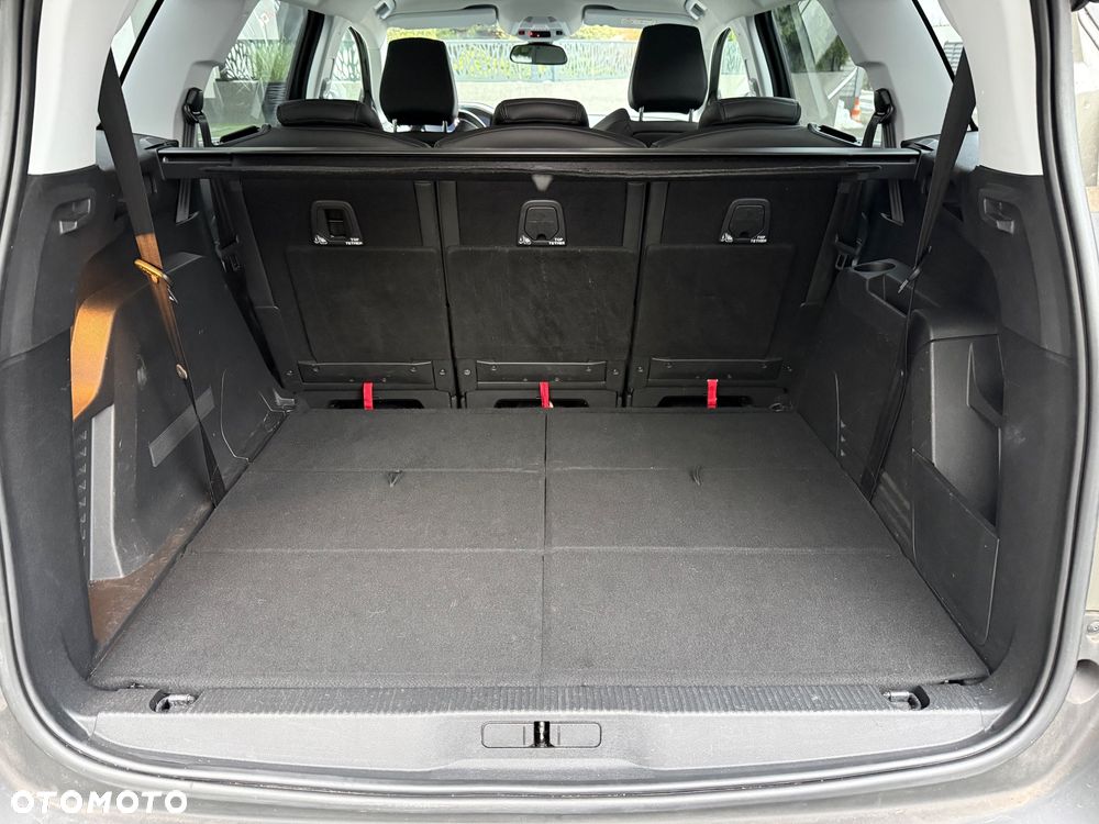 Peugeot 5008 - 28