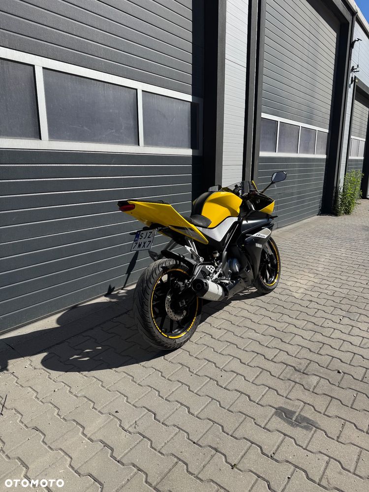 Yamaha YZF - 2
