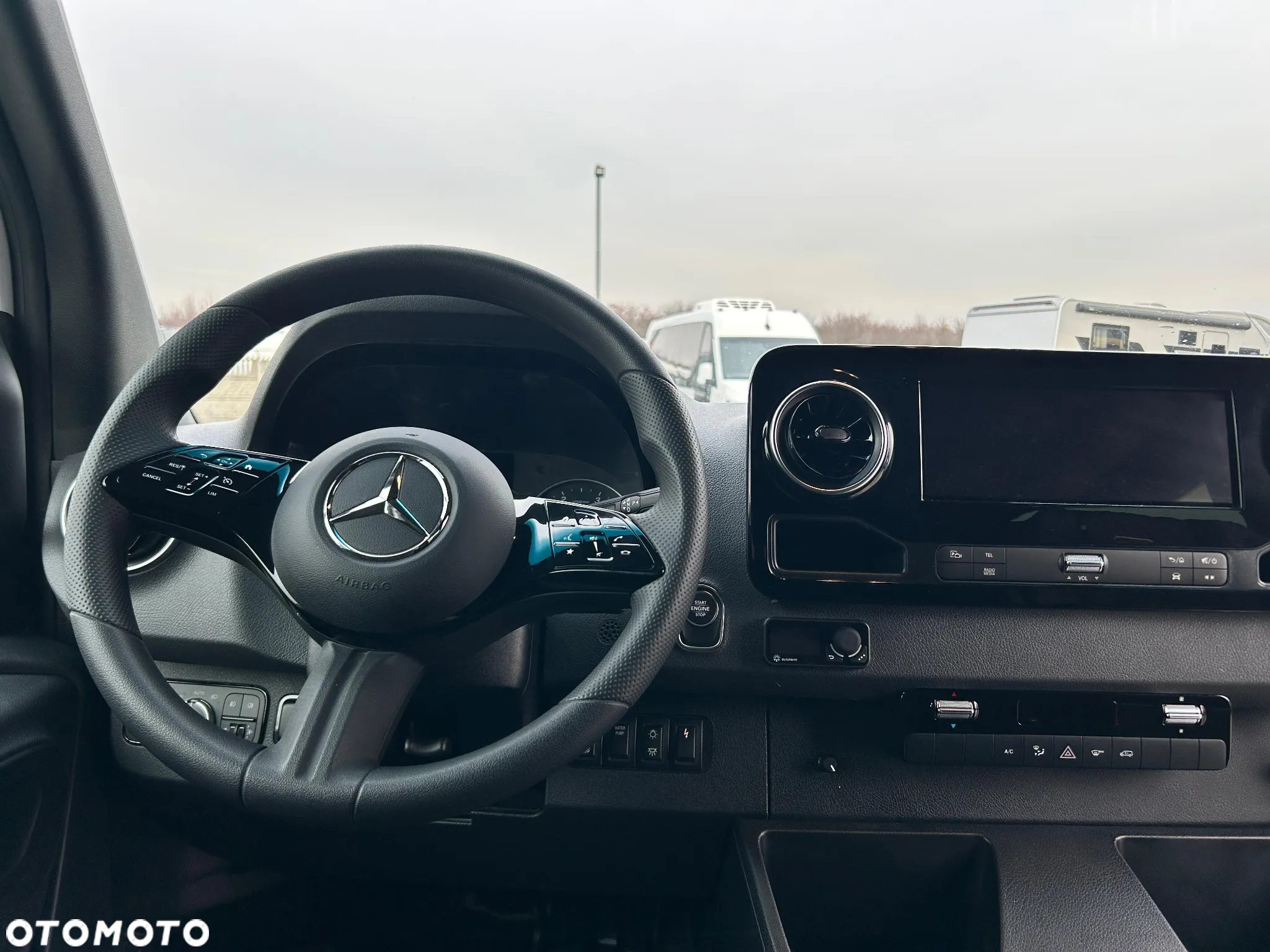 Mercedes-Benz Sprinter 517 - 14