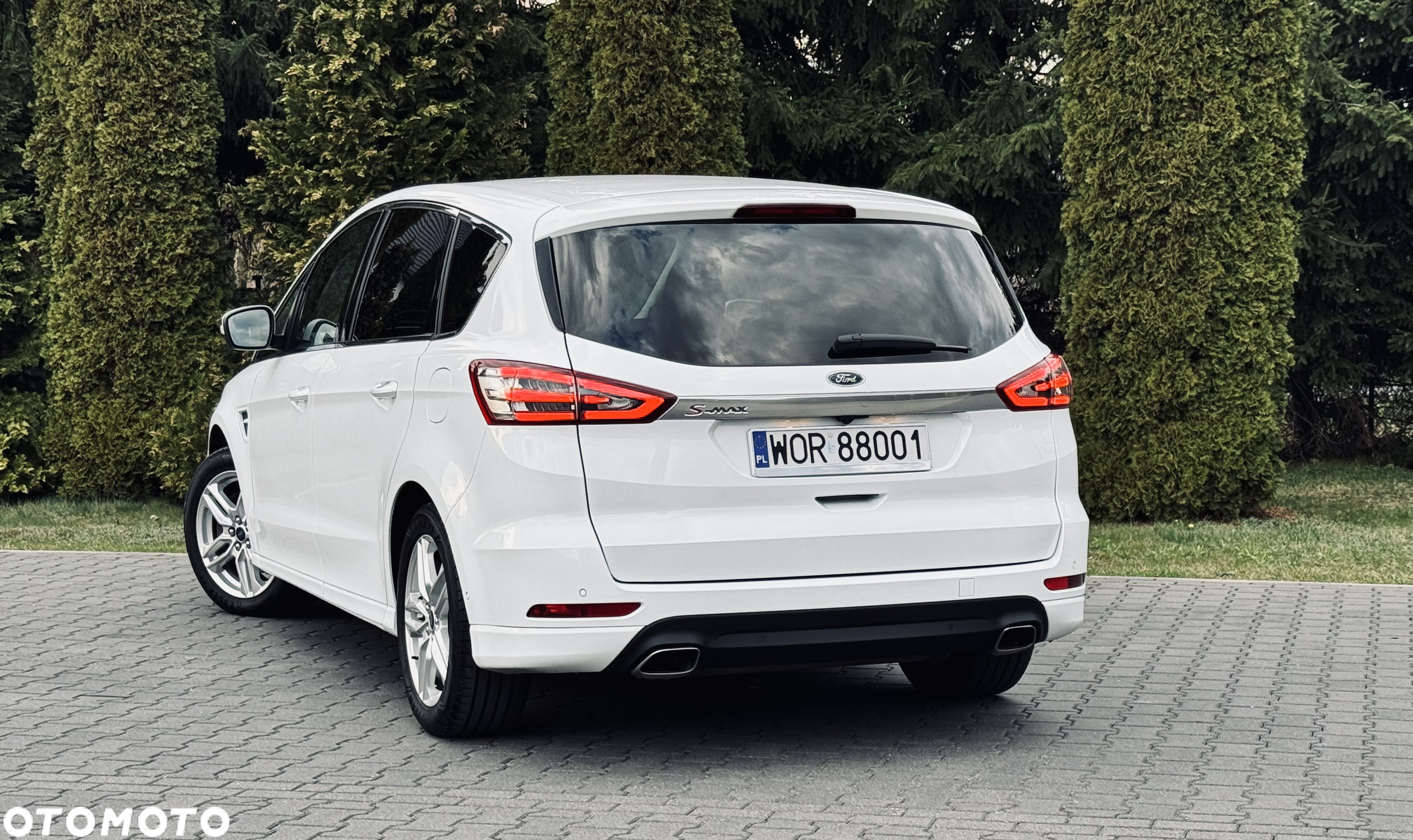 Ford S-Max 2.0 TDCi Titanium PowerShift - 15