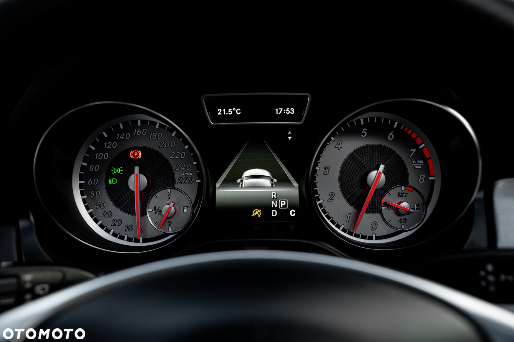 Mercedes-Benz CLA 250 7G-DCT AMG Line - 33