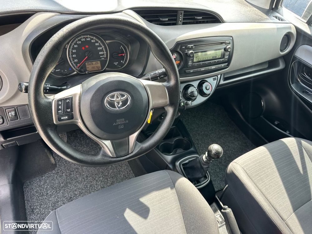 Toyota Yaris 1.4 D-4D AC - 7