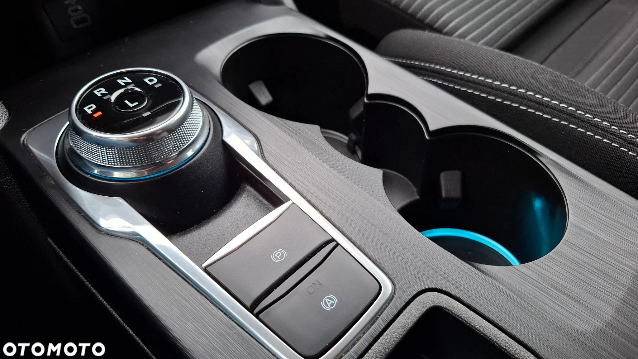 Ford Focus Turnier 1.5 EcoBlue Start-Stopp-System TITANIUM X - 19