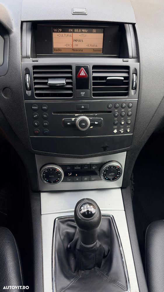 Mercedes-Benz C - 7