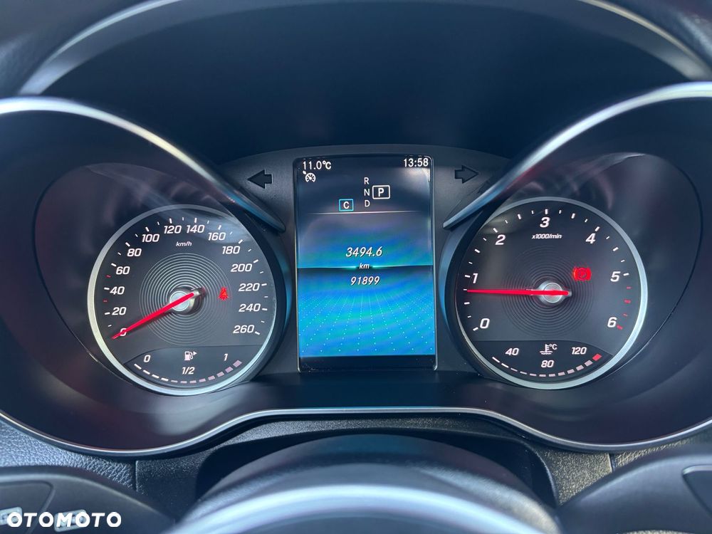 Mercedes-Benz GLC 220 d 4Matic 9G-TRONIC Exclusive - 34