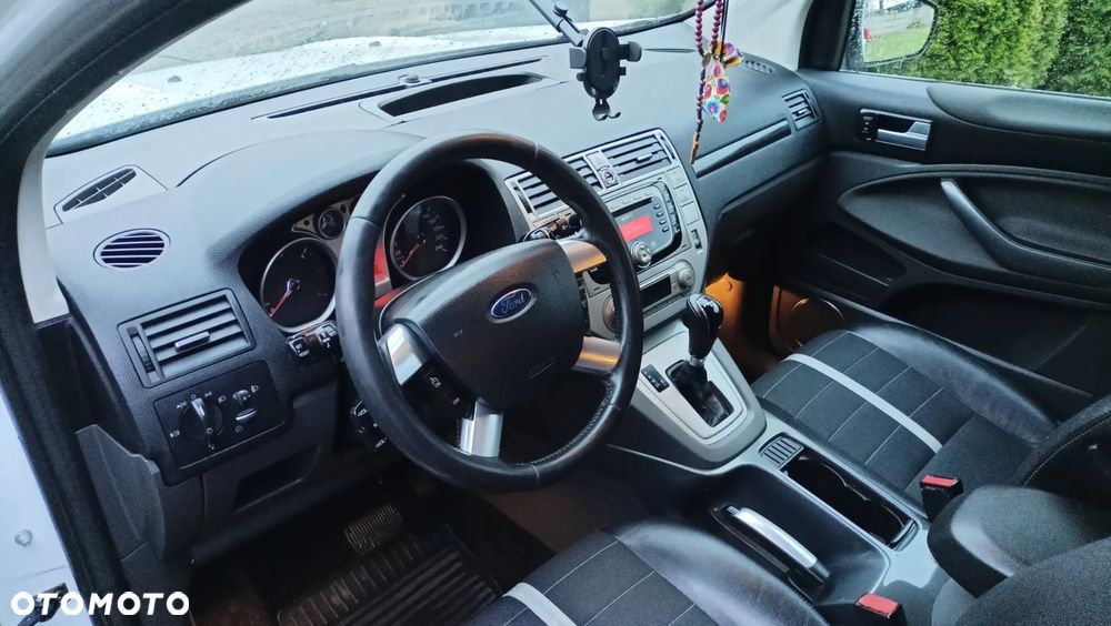 Ford Kuga 2.0 TDCi 4WD Titanium Plus - 14