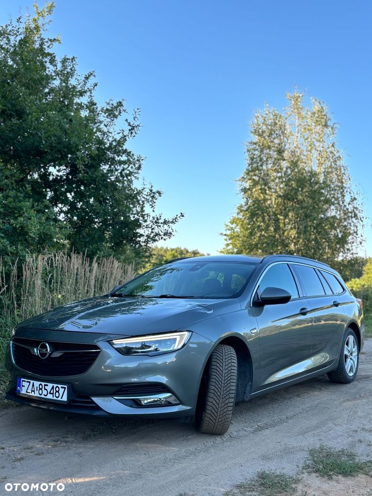 Opel Insignia - 1