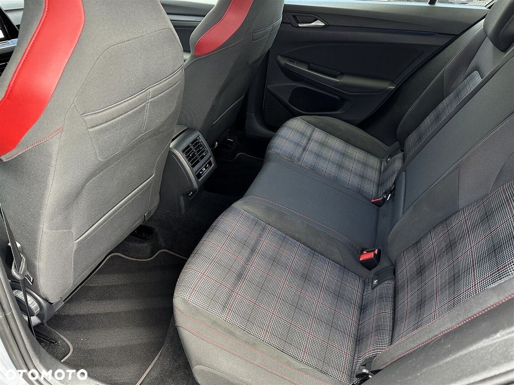 Volkswagen Golf VIII 2.0 TSI GTI DSG - 10