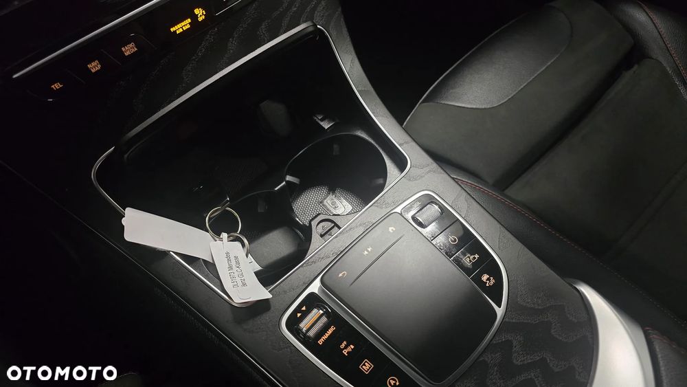 Mercedes-Benz GLC 300 d 4Matic 9G-TRONIC AMG Line Plus - 22