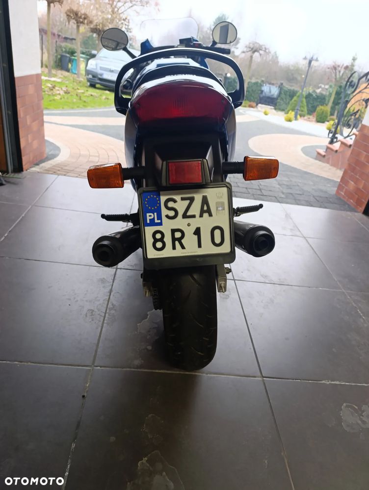 Suzuki GSX - 4