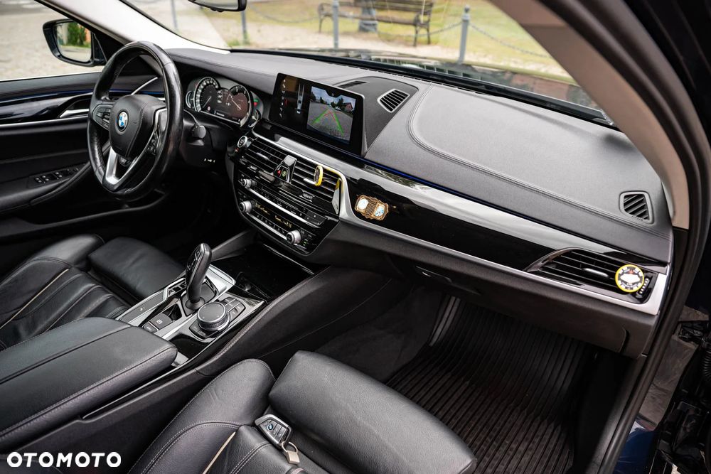 BMW Seria 5 520d Luxury Line - 27