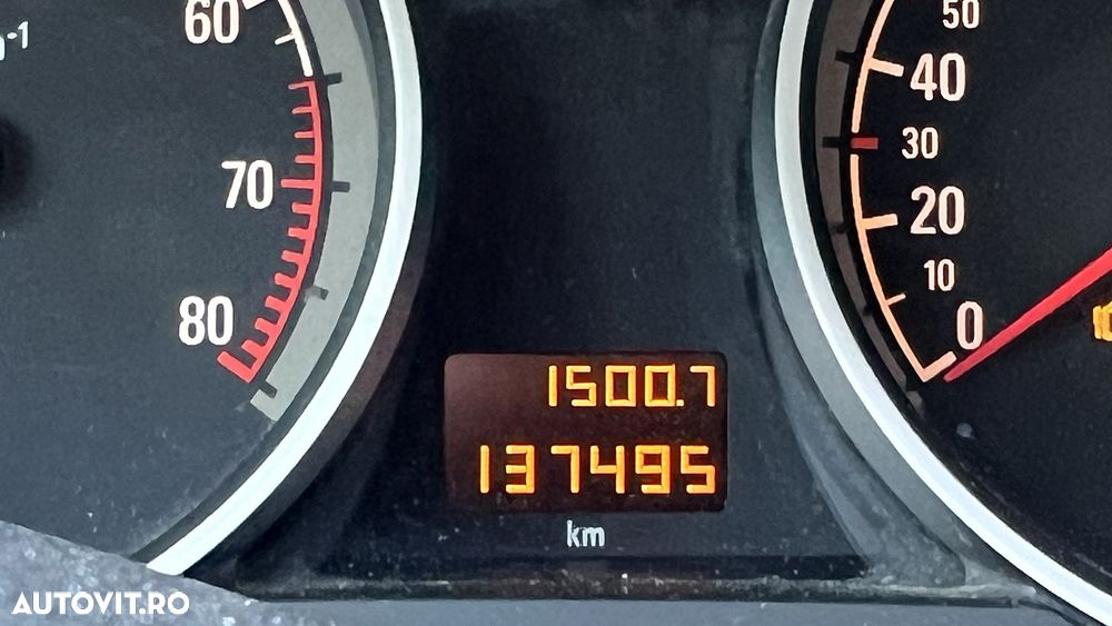 Opel Astra 1.6i Enjoy - 9