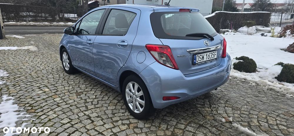 Toyota Yaris 1.0 VVT-i Life - 10