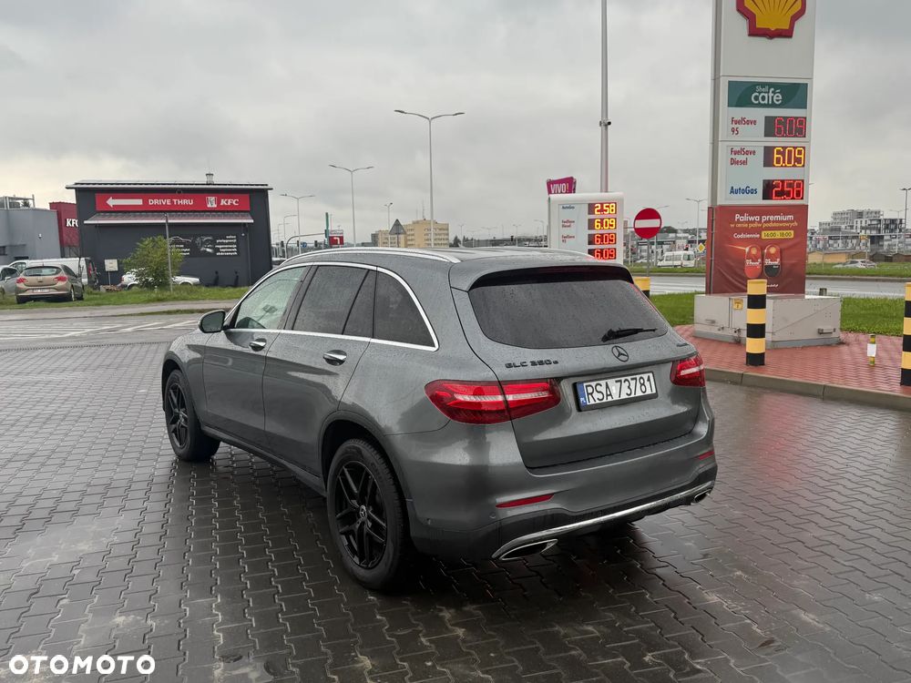 Mercedes-Benz GLC - 4