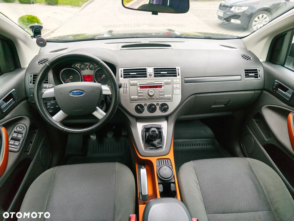Ford Kuga 2.0 TDCi 2x4 Trend - 15