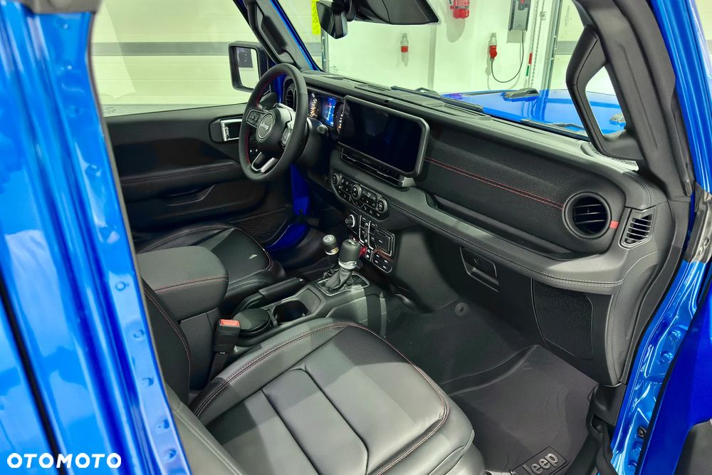 Jeep Wrangler Unlimited GME 2.0 Turbo Rubicon - 25