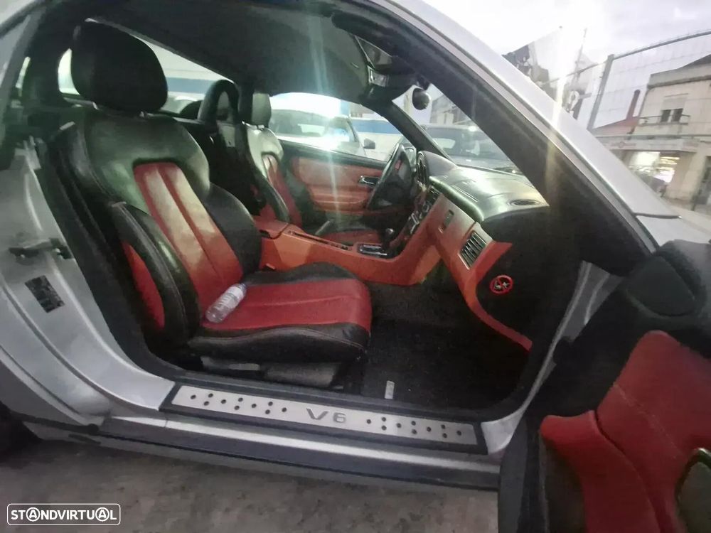 Mercedes-Benz SLK 230 - 12